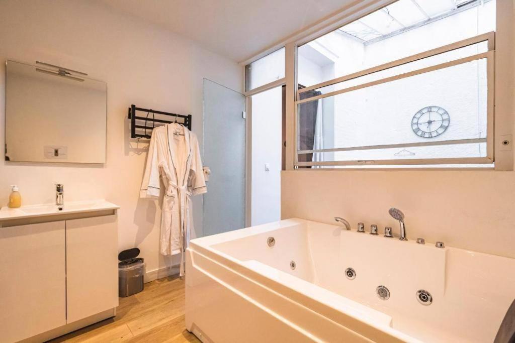 Steam, Baignoire Balneo Et Clim Apartment Reims Luaran gambar
