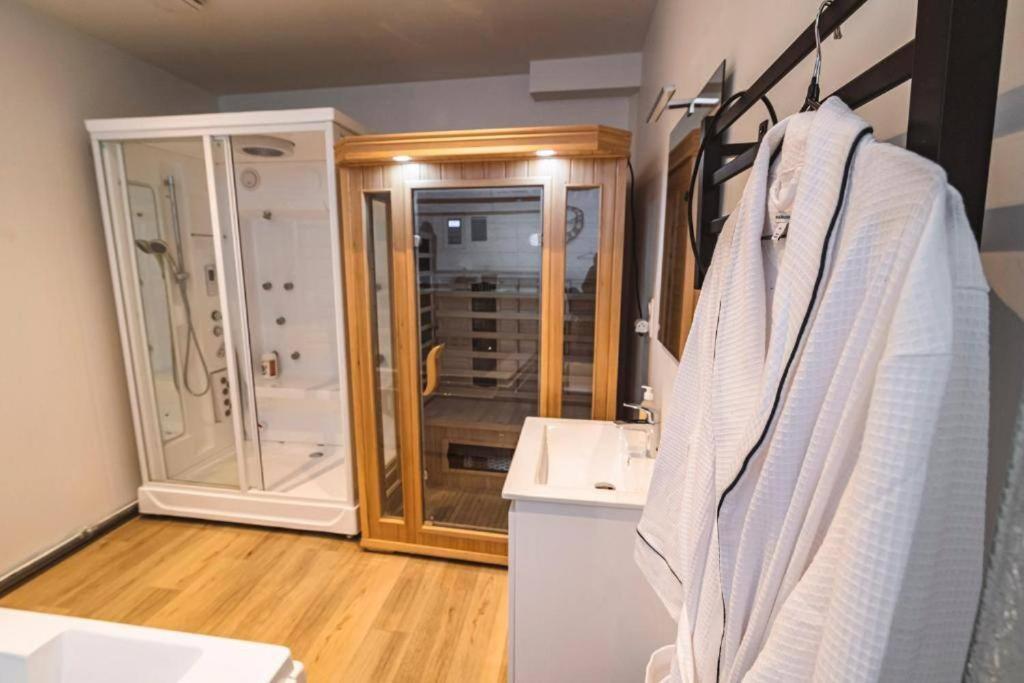 Steam, Baignoire Balneo Et Clim Apartment Reims Luaran gambar